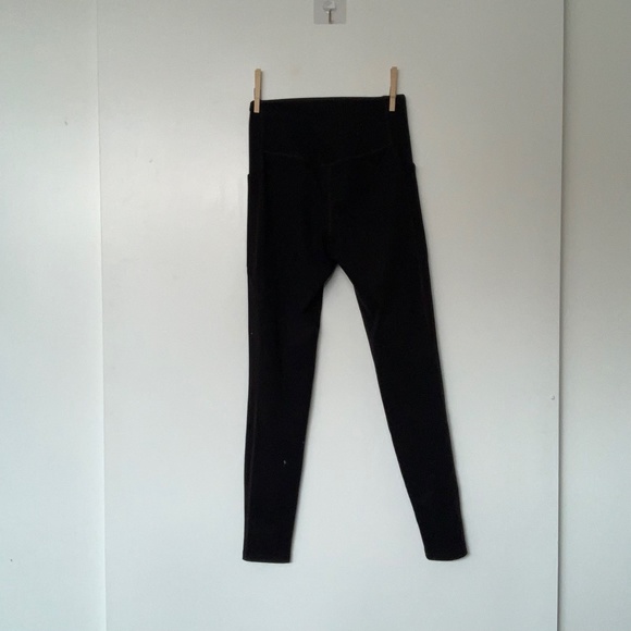 Girlfriend Collective Compressive Pocket Leggings - Picture 3 of 9